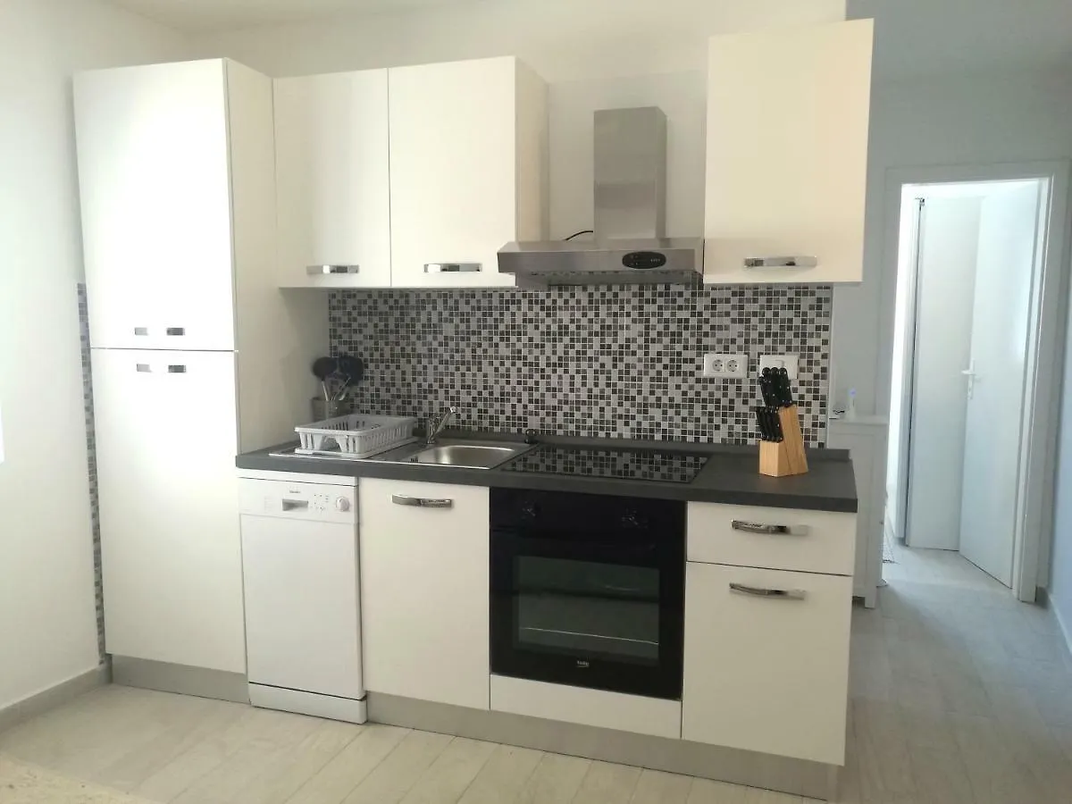 Apartment Seashell Sisan